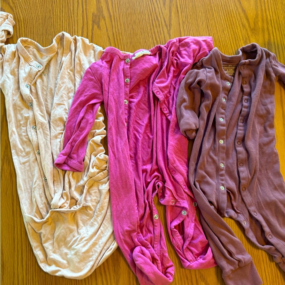 Bundle of 2 Kyte Baby and Colored Organics Bundler, footie, and footless Pjs